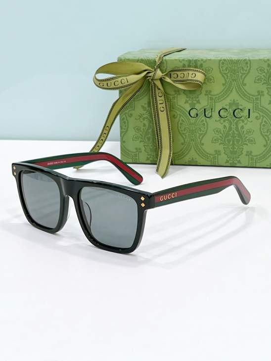 Picture of Gucci Sunglasses _SKUfw79566361fw